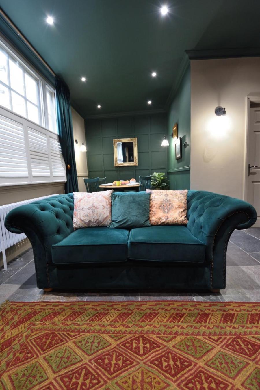 Samuels' A Duplex Apartment By Spires Accommodation In Lichfield City Centre Esterno foto