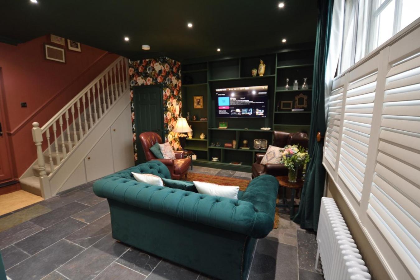 Samuels' A Duplex Apartment By Spires Accommodation In Lichfield City Centre Esterno foto