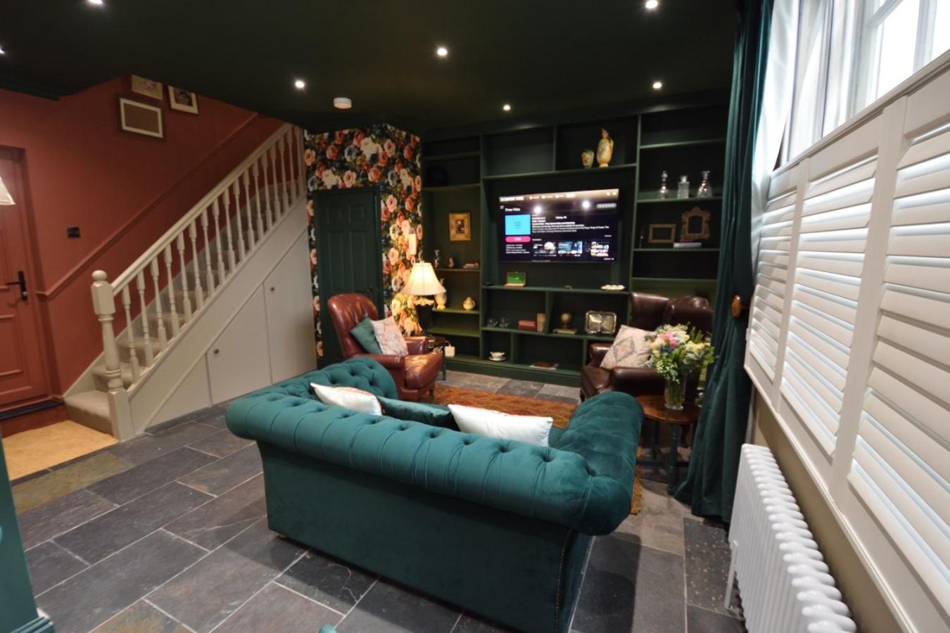 Samuels' A Duplex Apartment By Spires Accommodation In Lichfield City Centre Esterno foto